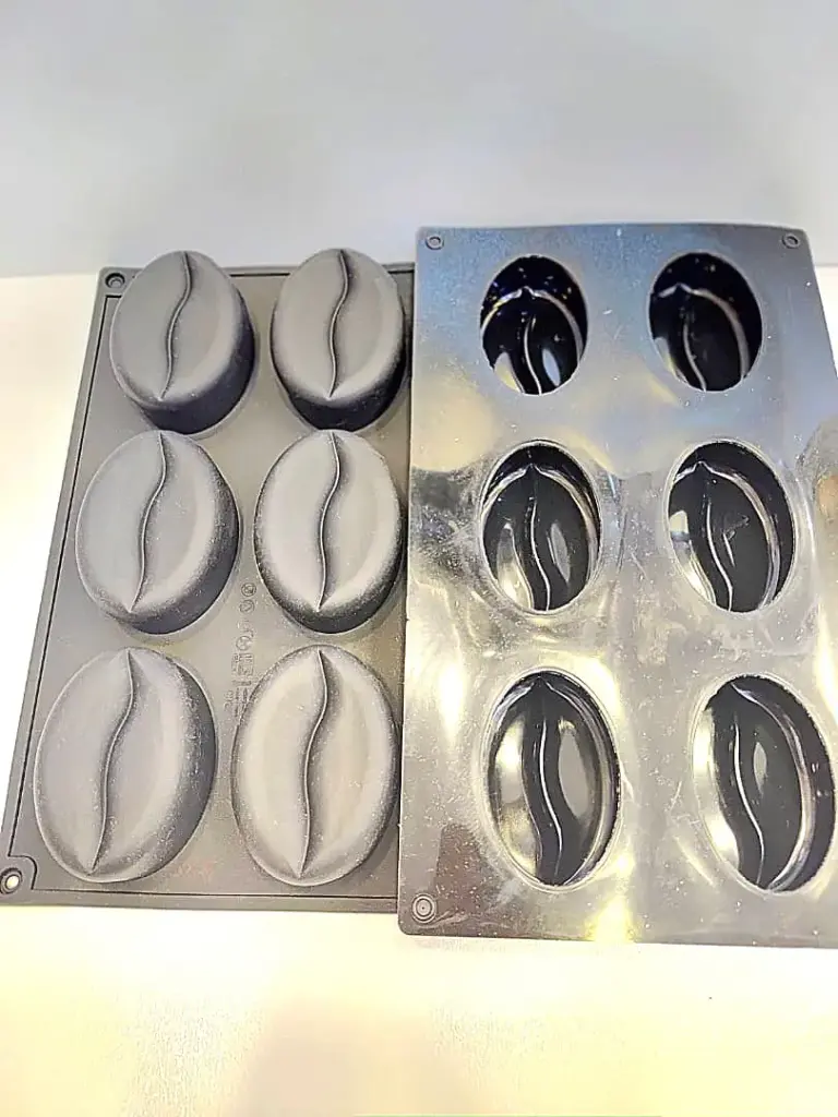 MOULE SILICONE CAFE GM 6PCS