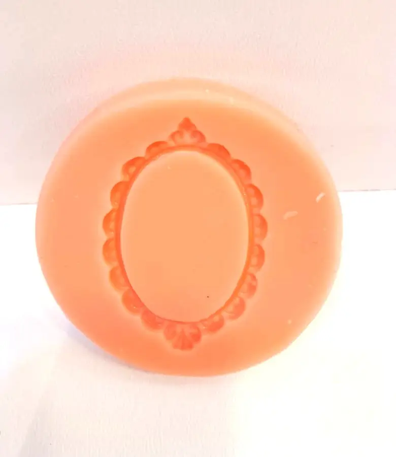 MOULE SILICONE PATE A SUCRE CERVEAU OVAL