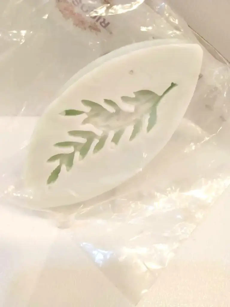 MOULESILICONE PATE A SUCRE FEUILLE