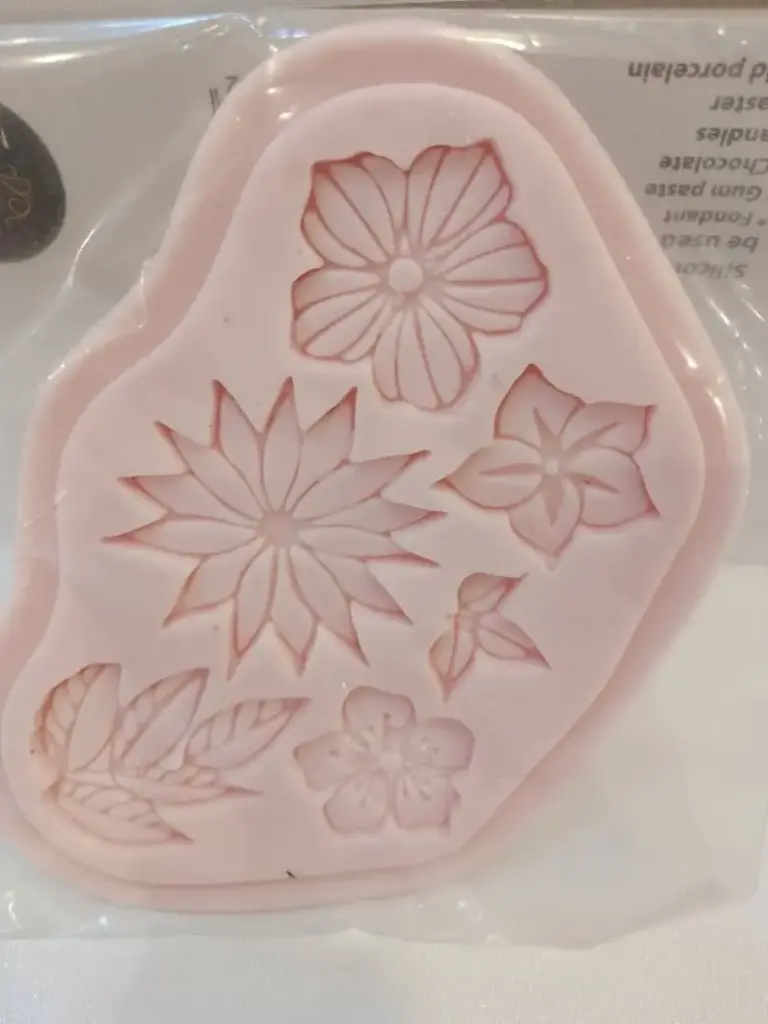 MOULE SILICONE PATE A SUCRE 6FLEURS