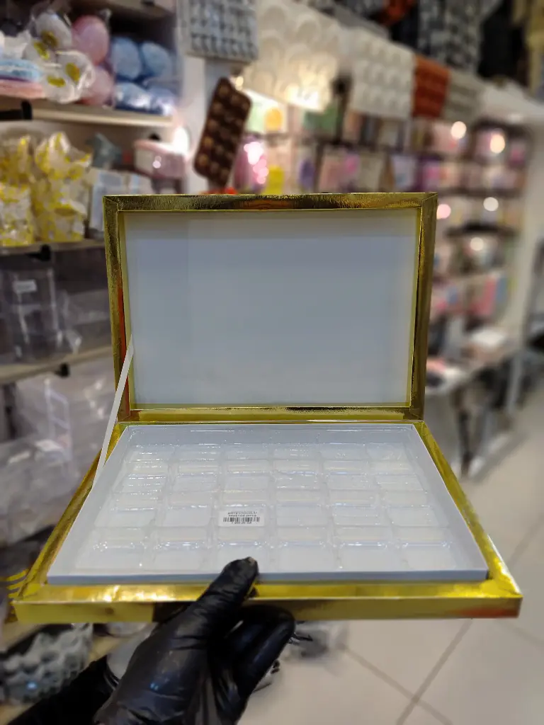 BOITE CHOCOLAT PRESTIGE 24PCS