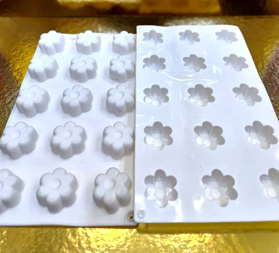 Moule Silicone Fleur Blanc 12Pcs